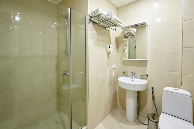1 Bedroom, Classic, Studio, 3 Beds, Green Tower Hotel 3/3