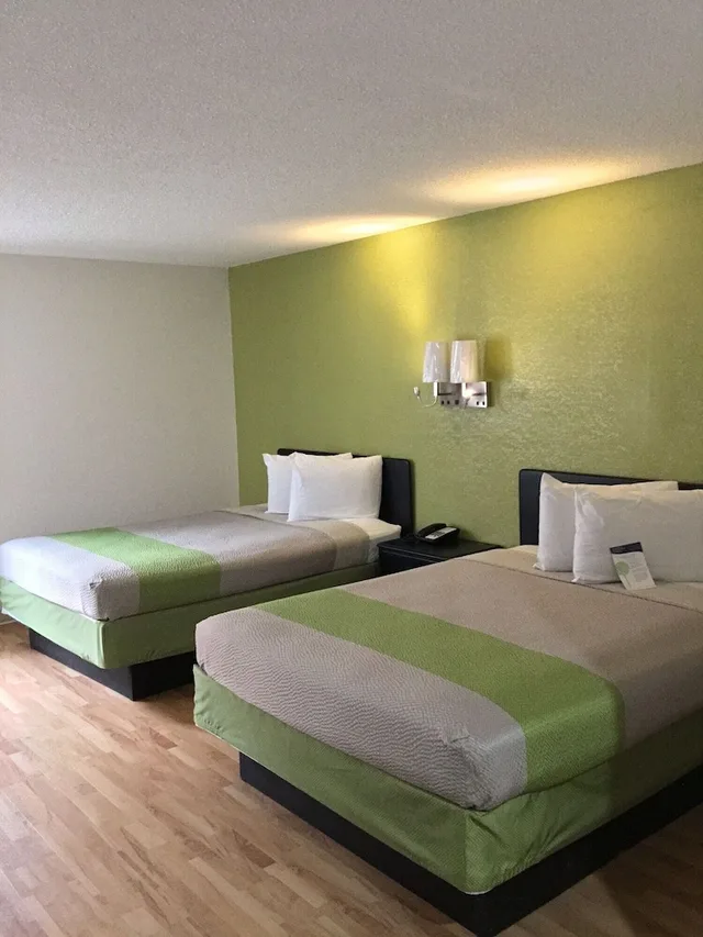 غرفة ديلوكس بسريرين مزدوجين، Motel6 Augusta, KS 5/8