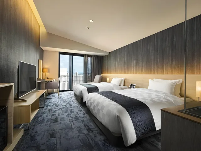 غرفة بريميوم ثلاثية بسريرين منفصلين مع أريكة، Hotel Royal Classic Osaka 1/1