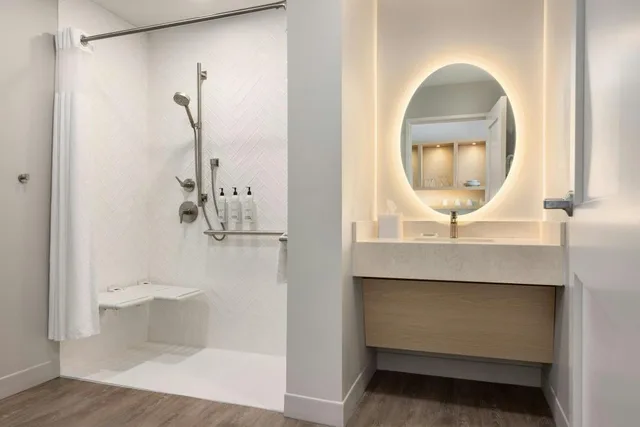 جناح بسرير كينج بغرفة نوم واحدة مع أريكة، TownePlace Suites by Marriott Mankato 3/4