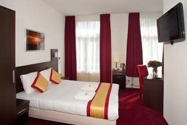 غرفة قياسية بسريرين منفصلين بشرفة، Hotel Allure 2/9