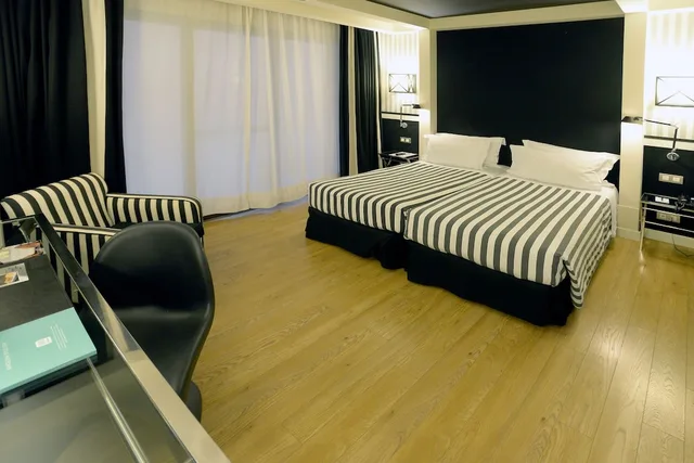 غرفة مفردة بسرير فردي، EUROPARK HOTEL 4/10