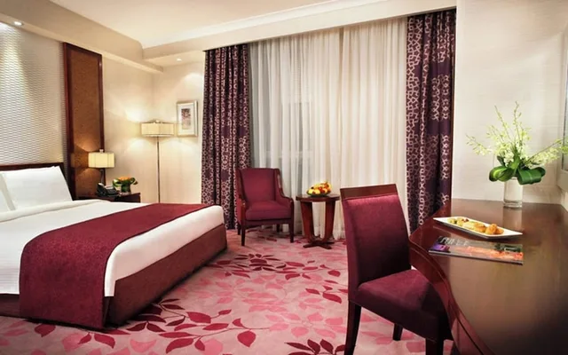 1 Bedroom, Suite, King Bed, Partial Haram View، المروه ريحان(Al Marwa Rayhaan By Rotana) 3/5