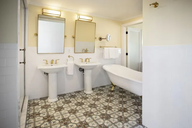 Luxury, King Bed, Ocean View, Adult Only, Grassy Flats Resort & Beach Club (ex Casa Del Sol Beach Resort) 9/9