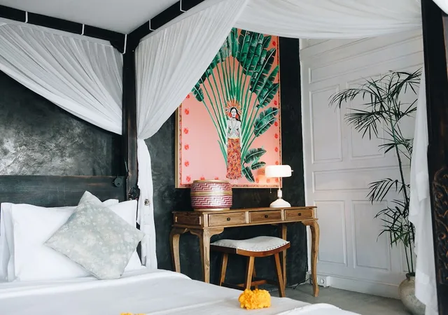 Romantic, White, Villa, King Bed، White Tortoise Eco Villas 4/6
