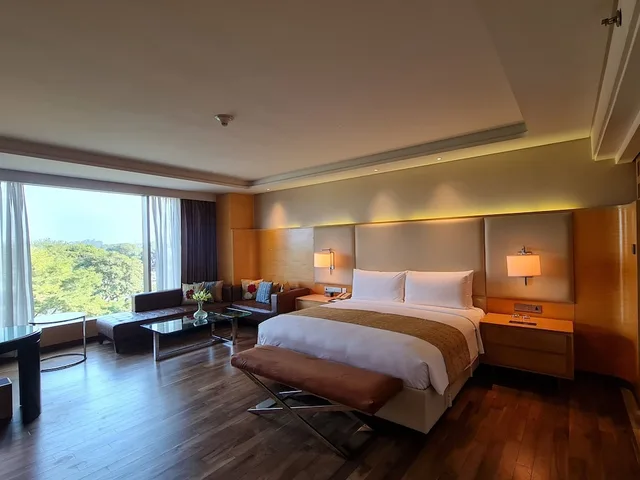 جناح فاخر بحوض استحمام، Jw Marriott Hotel Chandigarh 1/10