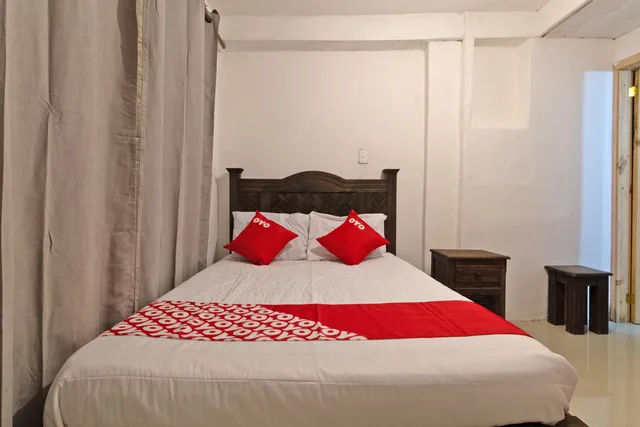 غرفة قياسية بسريرين، OYO Hotel Punta Guadalupe, San Cristobal de las Casas 2/6
