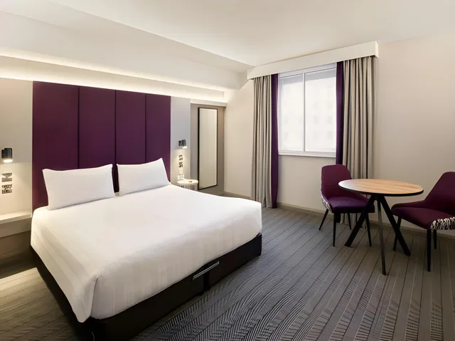 غرفة ثلاثية، Premier Inn London Heathrow Airport T2 And T3 Bath Road 1/2