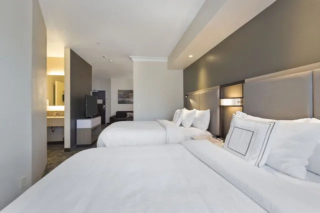 جناح بسريرين كوين مع سرير سحّاب إضافي لذوي الإعاقة، Springhill Suites By Marriott Sacramento Airport Natomas 1/4