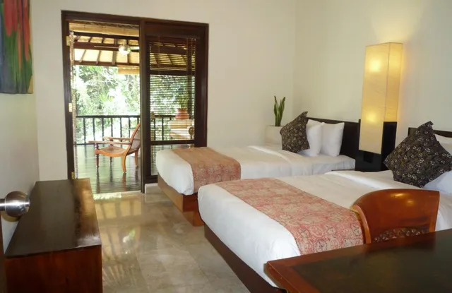 فيلا بسرير كينج بإطلالة على النهر بغرفتي نوم بمسبح خاص، Villa Semana Resort Ubud 2/8