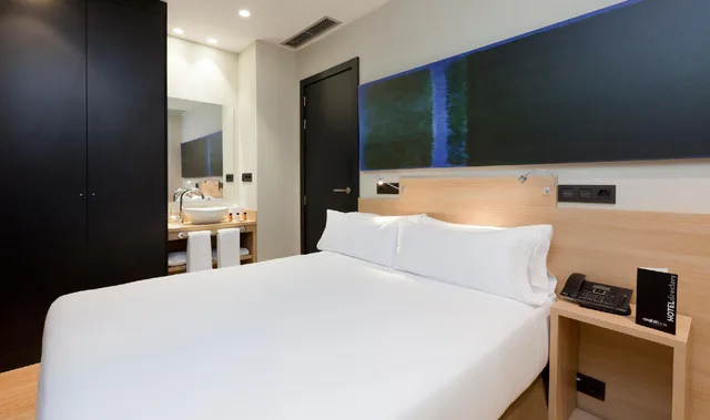 Basic, Single, Hotel Ambit Barcelona 2/2