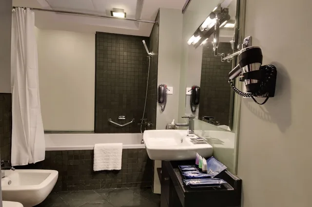 شقة بسريرين منفصلين بإطلالة على المرسى بغرفة نوم واحدة، Signature Hotel Apartment Spa Marina 7/10