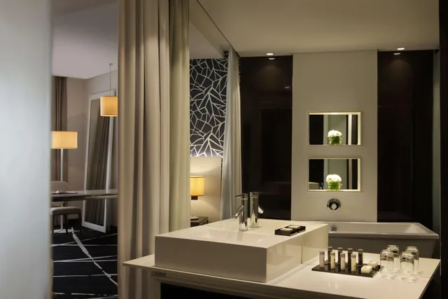 2 Bedrooms, Suite, Lounge Access, Radisson Blu Lagos Ikeja 4/5