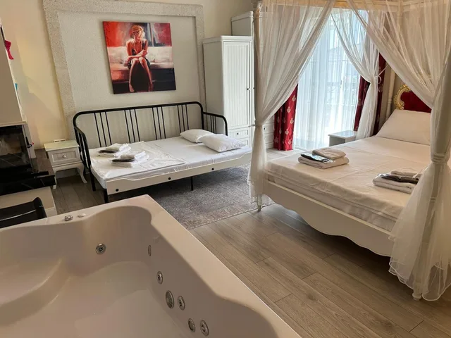 غرفة بريميوم رباعية، Alacati Grand Eldoris Otel 2/10