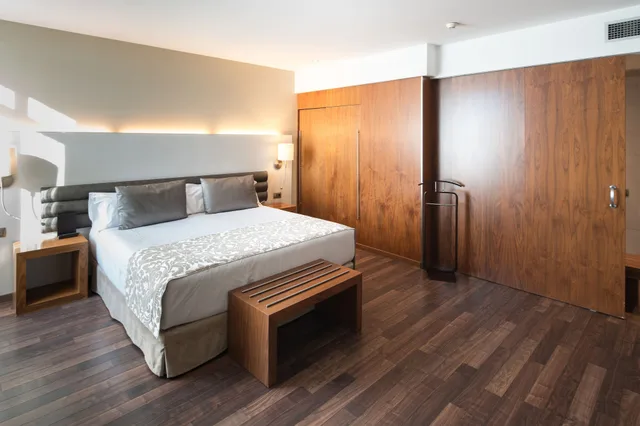 جناح جونيور ديلوكس مفردة بسرير مزدوج بمسبح خاص، Hotel Catalonia Ramblas 4/6