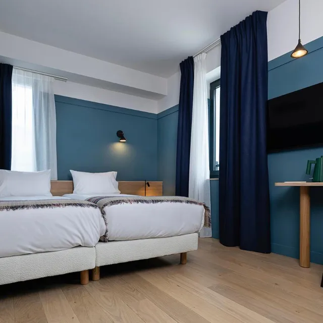 غرفة كلاسيكية رباعية، Hotel De La Couronne 1/8