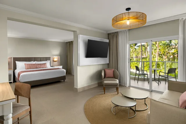 جناح كلوب جونيور بسرير كينج، Wyndham Alltra Punta Cana All-Inclusive Resort Hotel 4/8