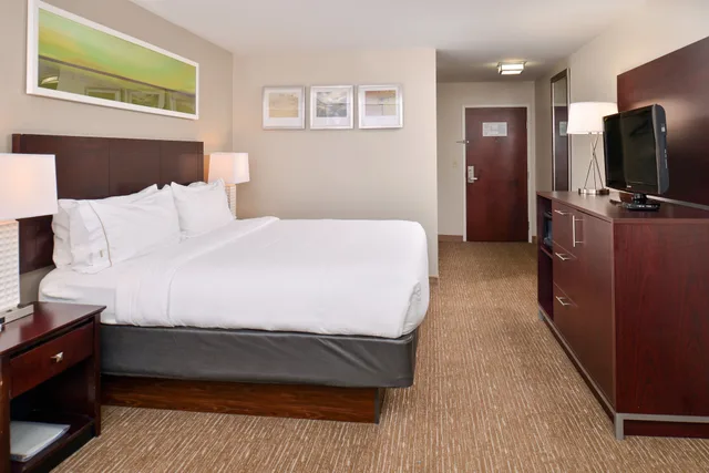 غرفة قياسية بسرير كوين، Holiday Inn Express Hotel And Suites Lafayette 2/10