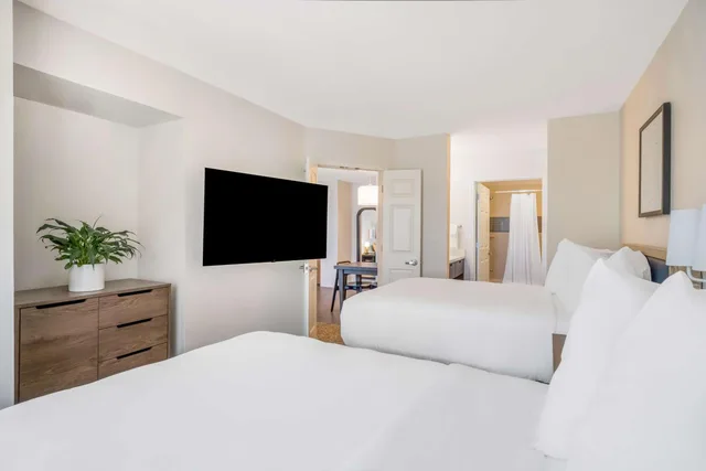 غرفة بسرير مزدوج، Sonesta ES Suites San Diego - Sorrento Mesa 2/4