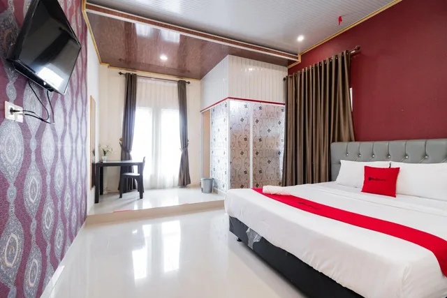 Superior, Double Bed, OYO 1648 Penginapan Three Joye 4/10