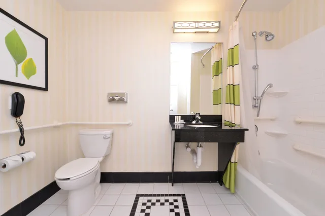 غرفة بسرير كينج، Fairfield Inn And Suites By Marriott Ft Pierce 7/8
