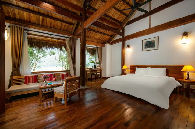 بنغل بسرير كينج بإطلالة على البحيرة مع أريكة، Mai Chau Hideaway Lake Resort 3/4