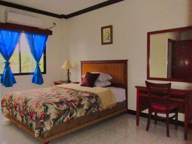 غرفة أساسية مفردة بسرير كوين، S&C Hotel Suites & Apartments 1/6