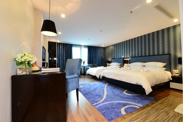 جناح شهر العسل بسرير كينج بإطلالة على المدينة، Hanoi Emerald Waters Hotel Spa 3/10
