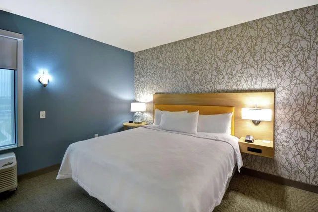 جناح بسرير كينج مع أريكة لذوي الإعاقة، Home2 Suites By Hilton Frankfort Ky 1/3