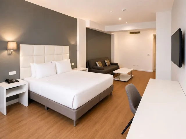 جناح جونيور بسرير كينج مع أريكة، Hotel Mio Panama 2/10