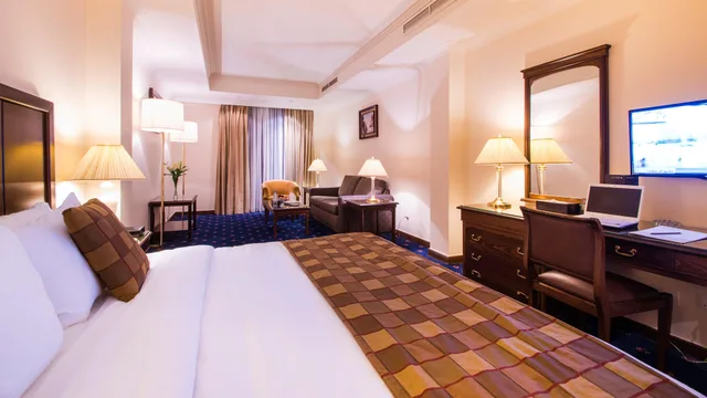 3 Bedrooms, Suite, King and Twin Beds, Living and Dining Areas, Kitchen، دار الهجرة إنتر كونتيننتال(Intercontinental Dar Al Hijra Madinah) 1/9