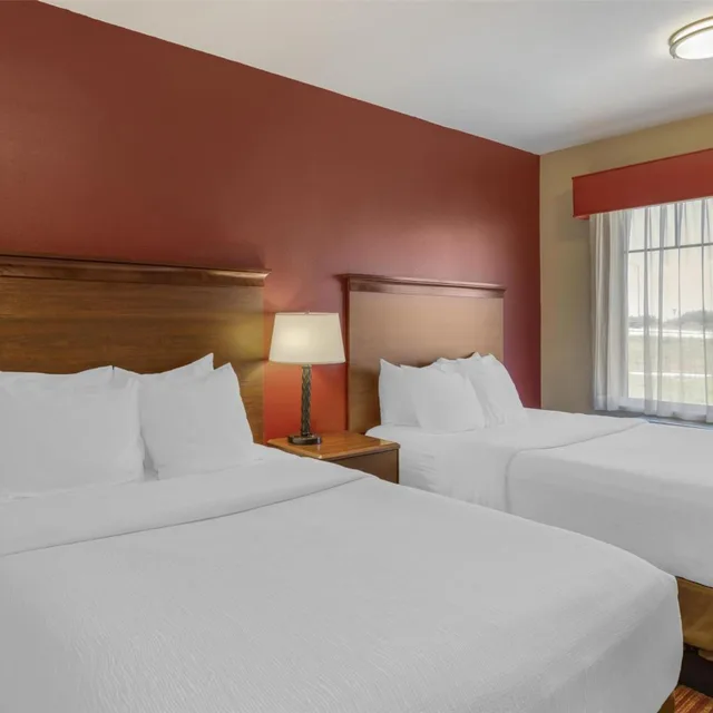 جناح ديلوكس بسرير كوين، Best Western Plus Hudson Hotel & Suites 1/10