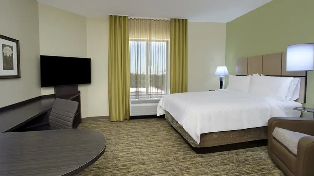 جناح بسرير كينج بغرفة نوم واحدة لذوي الإعاقة، Candlewood Suites Dallas-Frisco NW Toyota Ctr 1/5