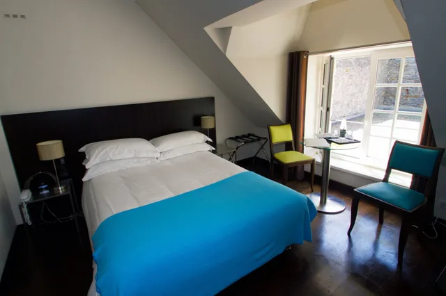 غرفة بسرير كوين، HOTEL LE TEMPS DE VIVRE 1/2