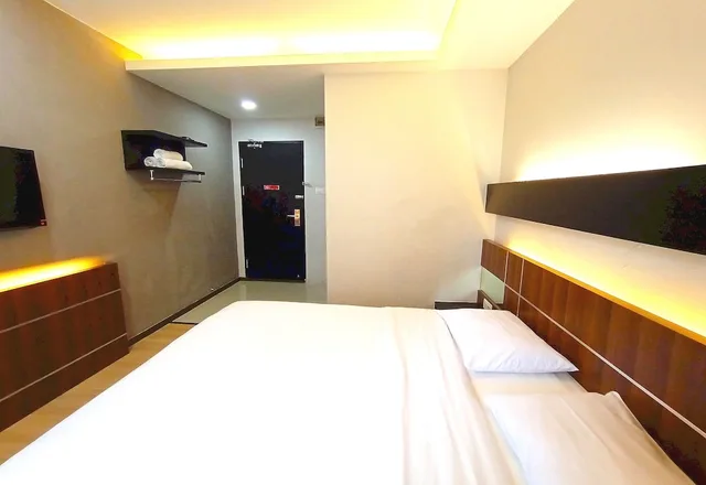 غرفة ديلوكس مزدوجة، Hotel O Hi Inn 1/4