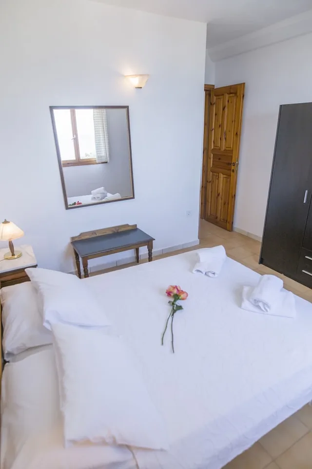 شقة بسرير مزدوج بإطلالة على الحديقة بغرفة نوم واحدة مع أريكة، Corfu Aqua Nisaki 1/3