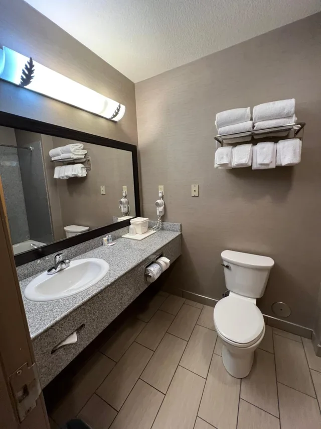 جناح بسرير كينج وسرير كوين، Comfort Suites Boise West Meridian 14/16