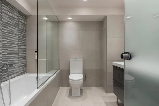 غرفة عائلية بشرفة، Piraeus City Hotel 6/9