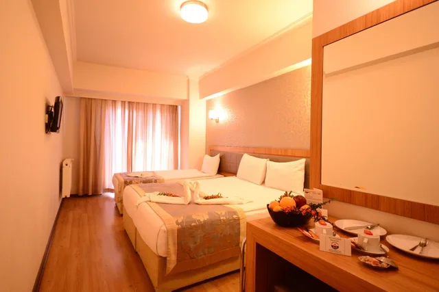 Standard Room, Grand Anzac Hotel 1/2