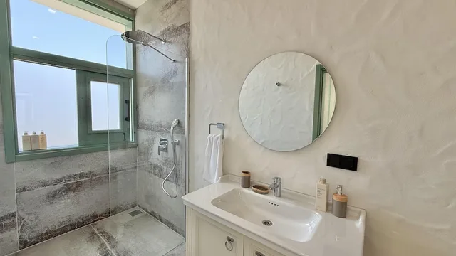 White, House, Queen Bed, Private Pool, Hot Tub، Seaview Faralya Boutique Hotel 4/4