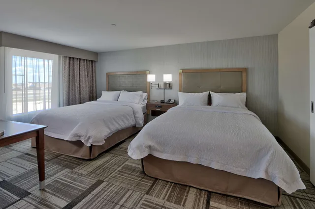 استوديو بسريرين كوين مع أريكة لذوي الإعاقة، Hampton Inn and Suites Artesia 1/5