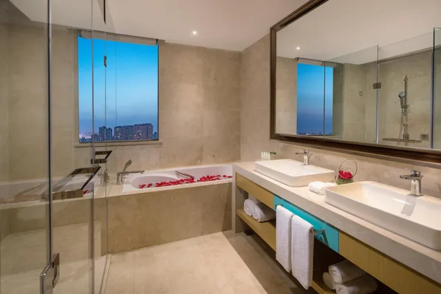 جناح بسرير كينج بغرفة نوم واحدة مع دخول الصالة، Holiday Inn Tianjin Xiqing 6/8
