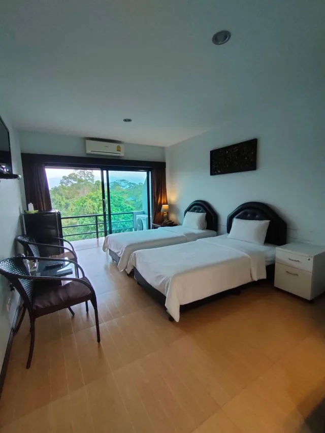 Room, Twin Beds, Evergreen Resort Chanthaburi 1/2