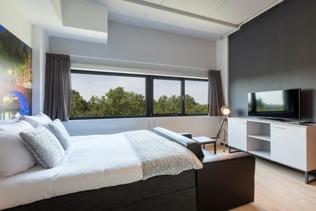 غرفة فاخرة بإطلالة على الحديقة، 2l de Blend Hotel Utrecht 1/1