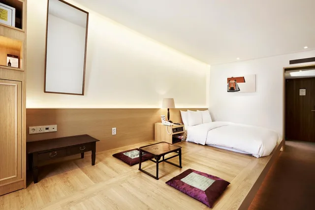Korean, Deluxe, Futon Bed, King Bed، President Hotel Seoul 3/3