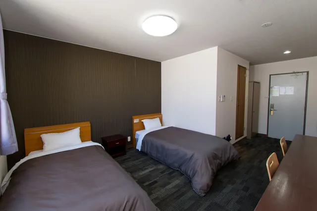 Twin Beds, Sofa, East Wing، Matsuyama New Grand Hotel 1/10