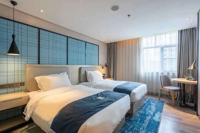 Guest Room, Twin Beds, Echarm Hotel Guangzhou Tianhe Gangding Metro Station Shipai Dong Road 1/1