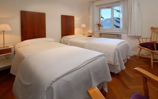 غرفة قياسية بسريرين منفصلين بإطلالة على البحيرة، Hotel Tunquelen 2/7