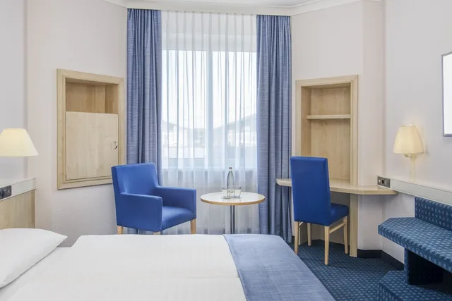 غرفة كومفورت بسرير مزدوج، INTERCITYHOTEL ERFURT 4/5