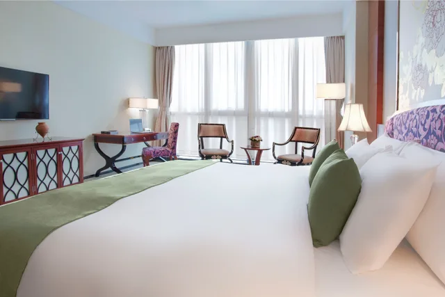 King Room - Disability Access، Hotels and Preference Hualing Tbilisi 1/2